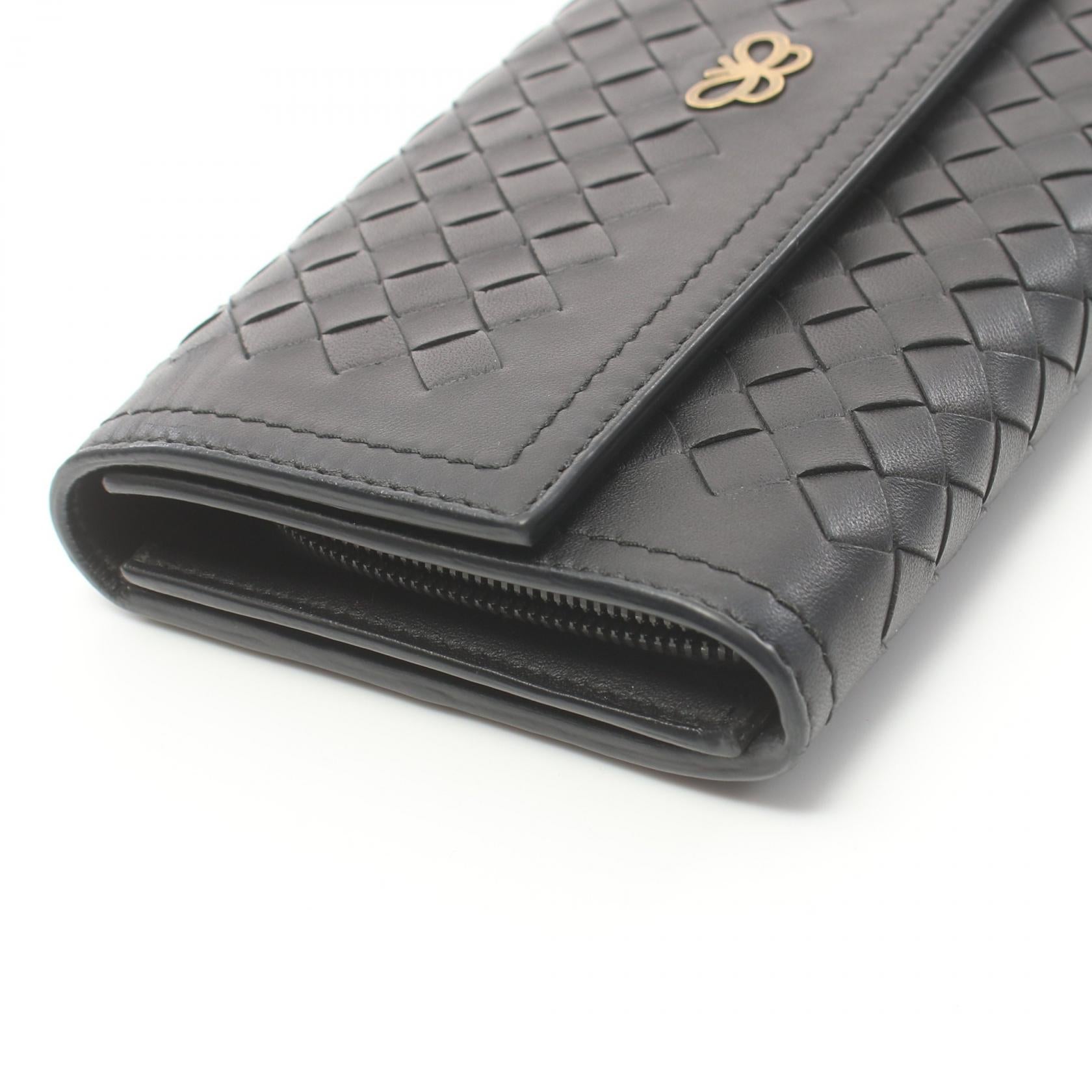 Bottega Veneta Intrecciato Leather Flap Wallet Leather Long Wallet in Very Good Condition