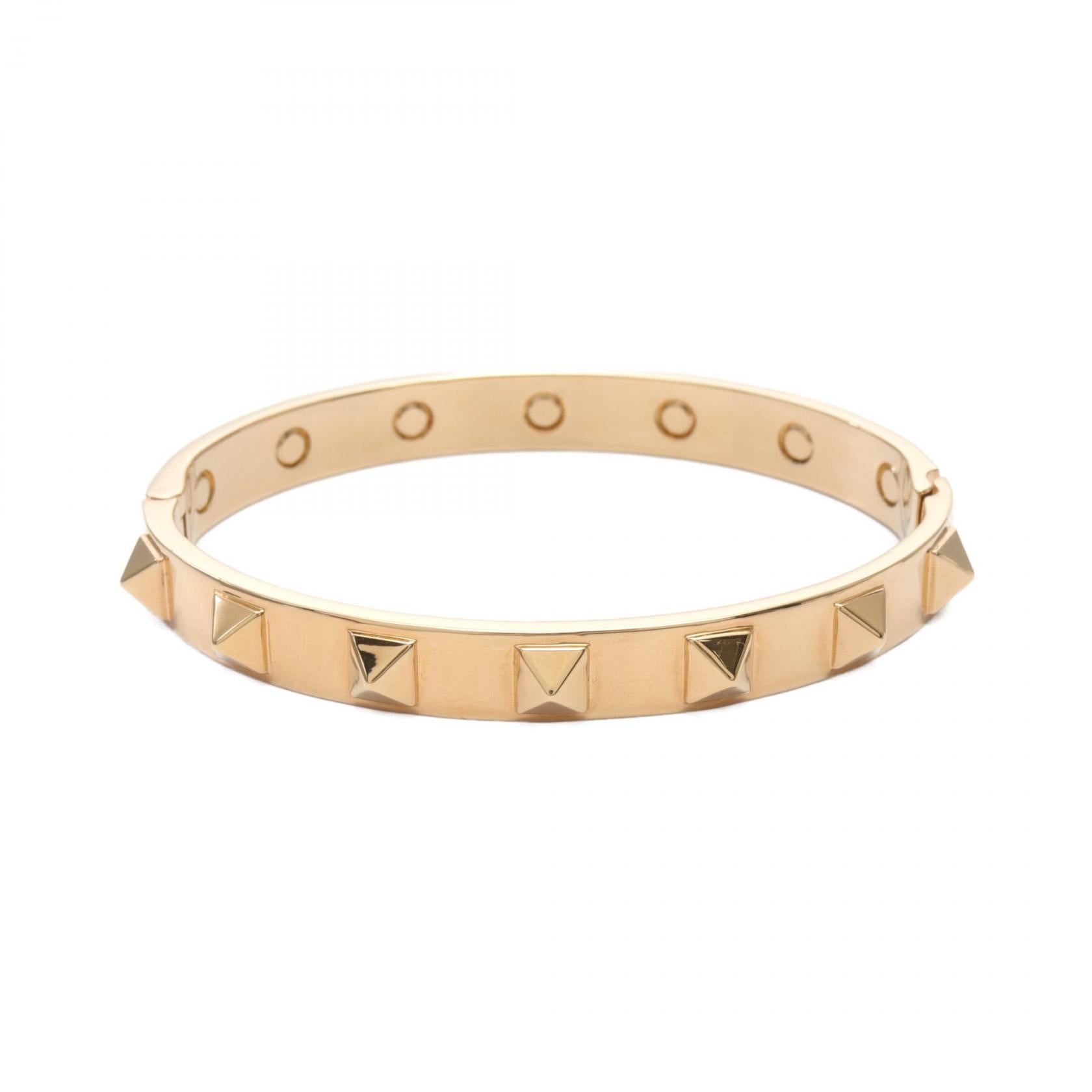 Valentino Garavani Rockstuds Gold Bangle