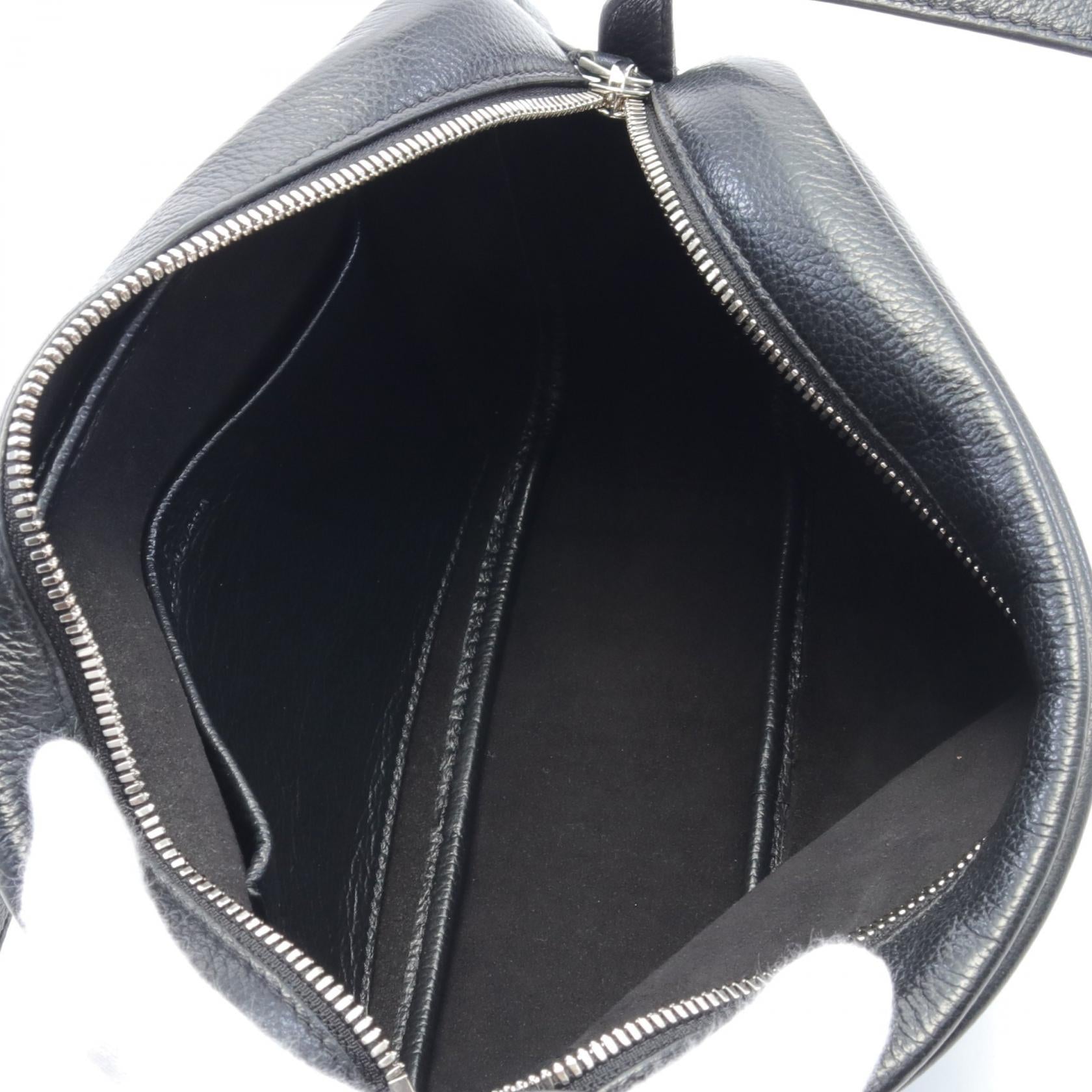 Balenciaga Leather Everyday Medium Camera Bag