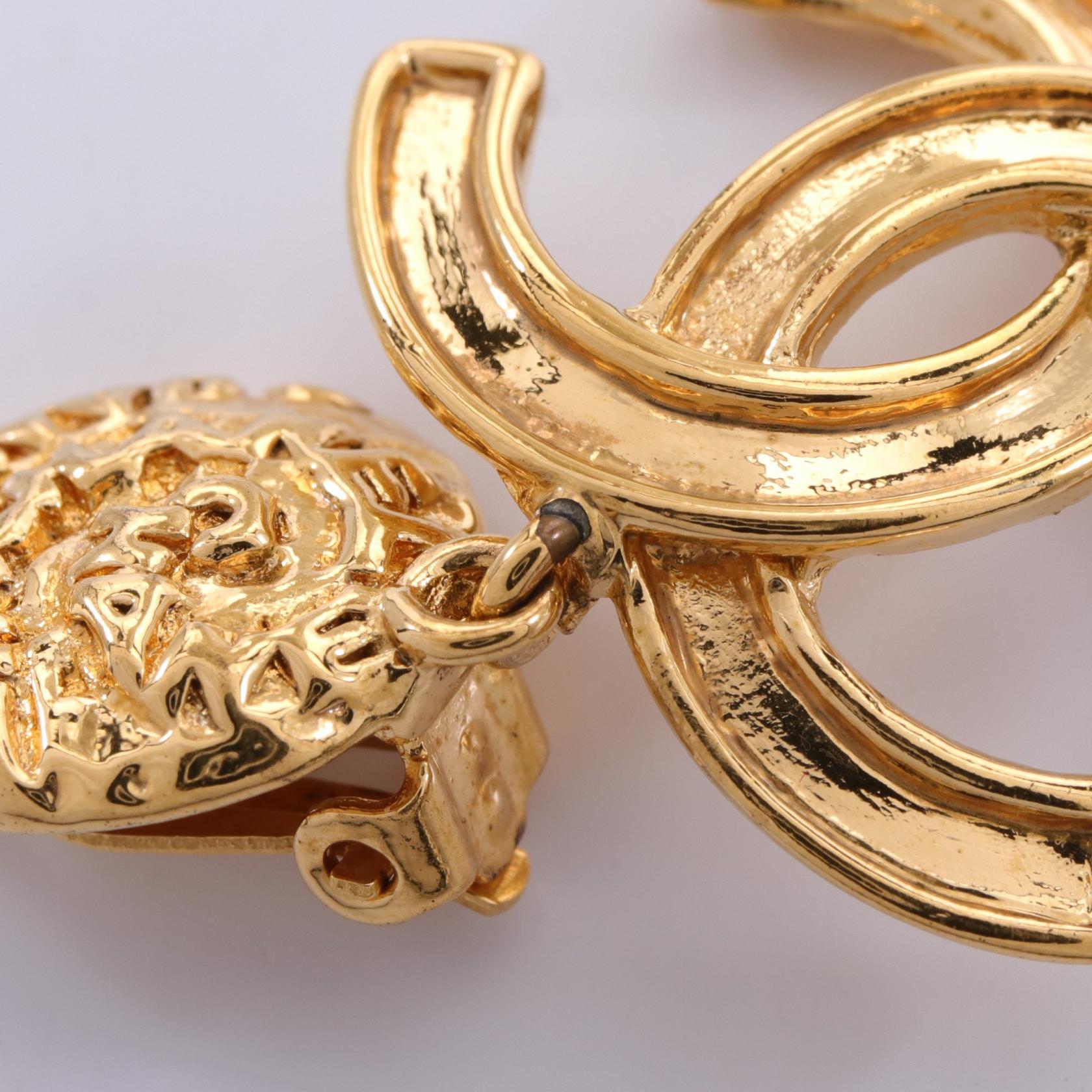 Chanel Coco Mark Earrings Gold 95A