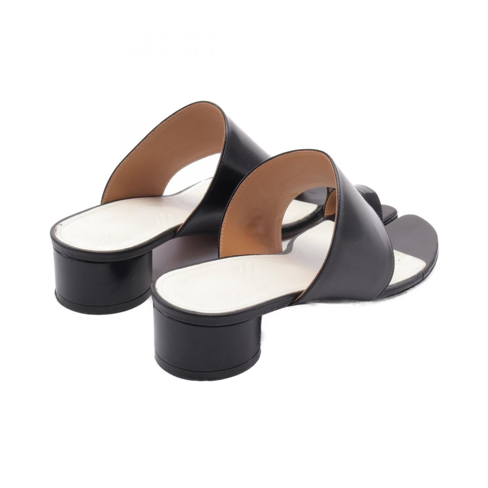 Maison Margiela Tabi Leather Sandals