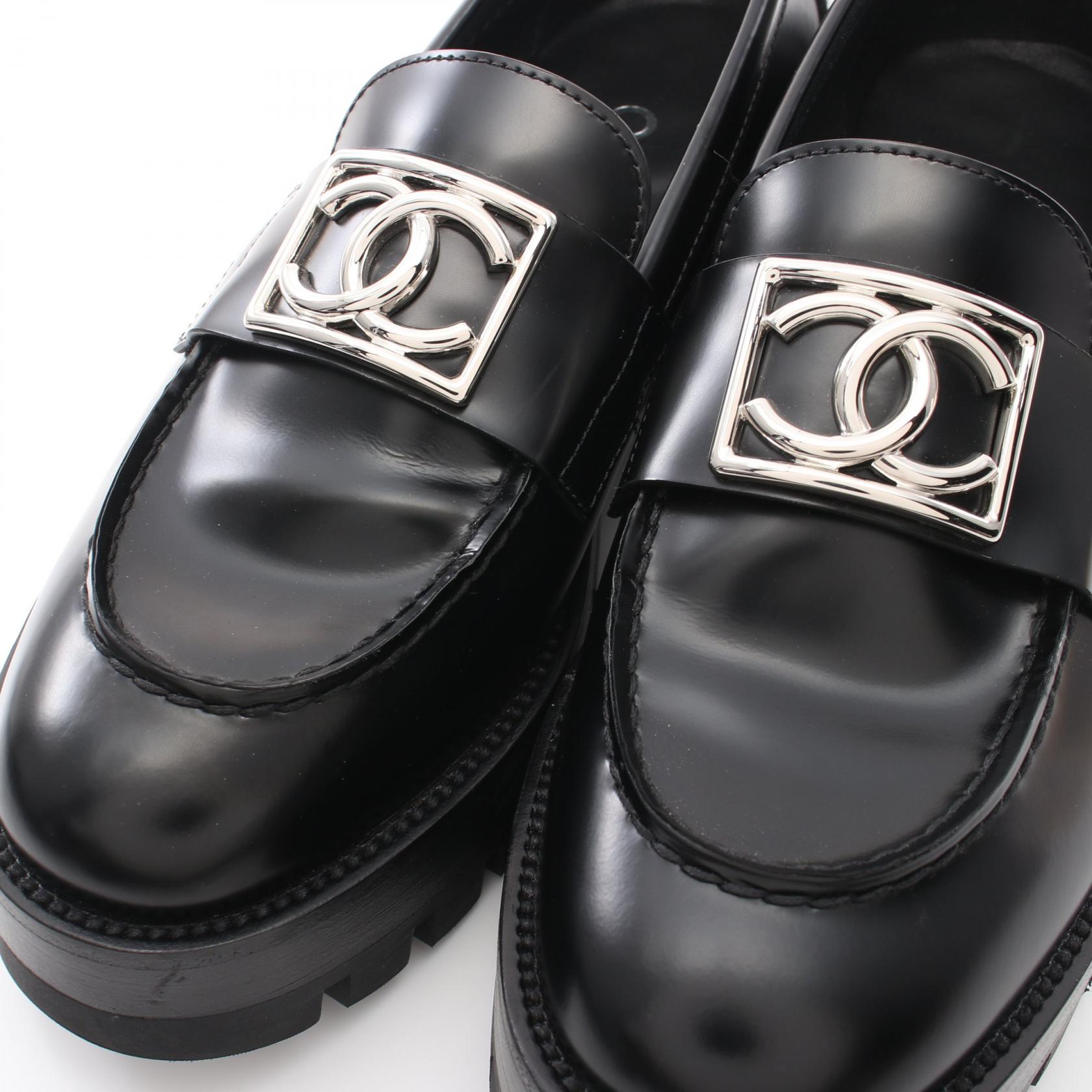 Chanel Leather Loafers Black G45156