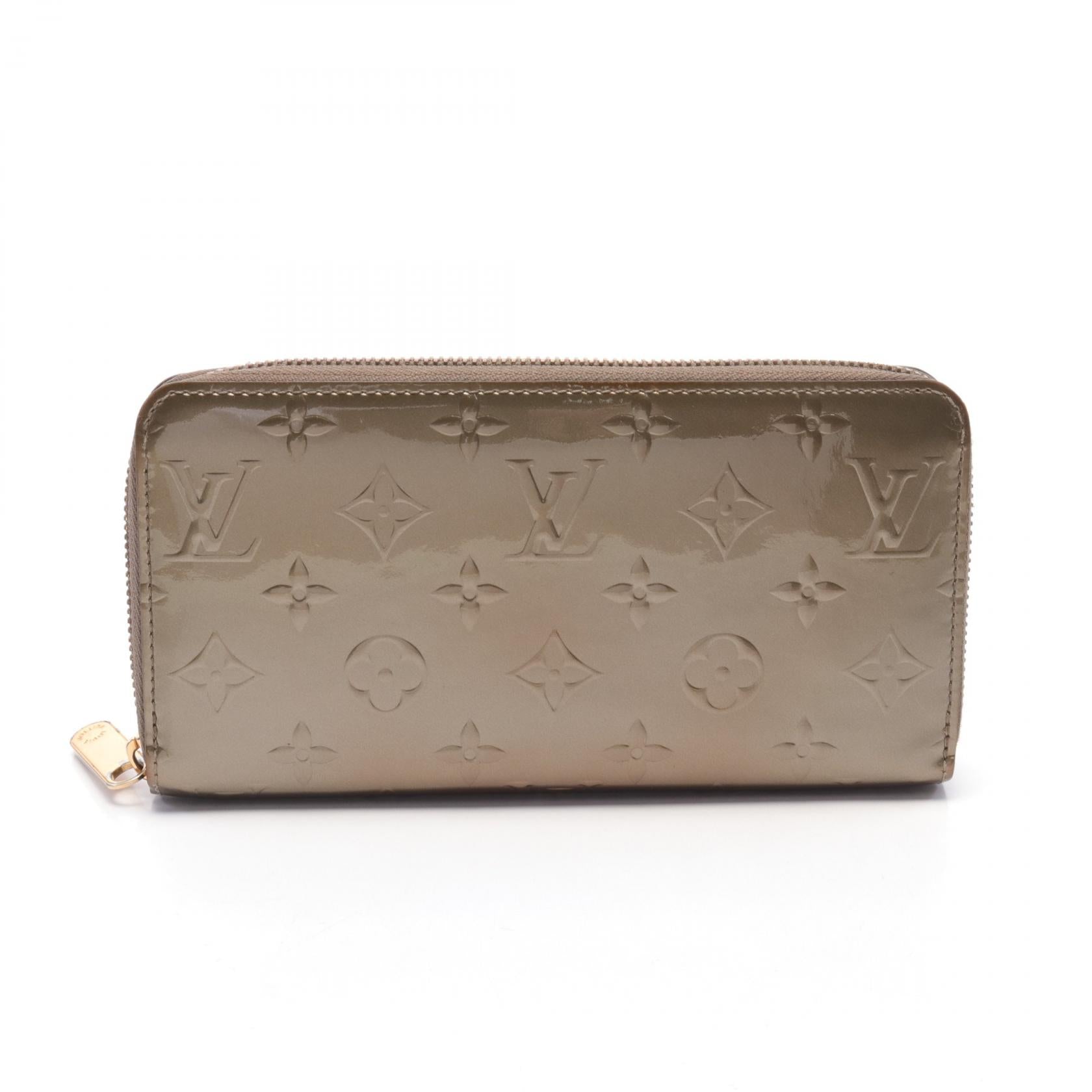 Louis Vuitton Vernis Leather Zippy Wallet M68642