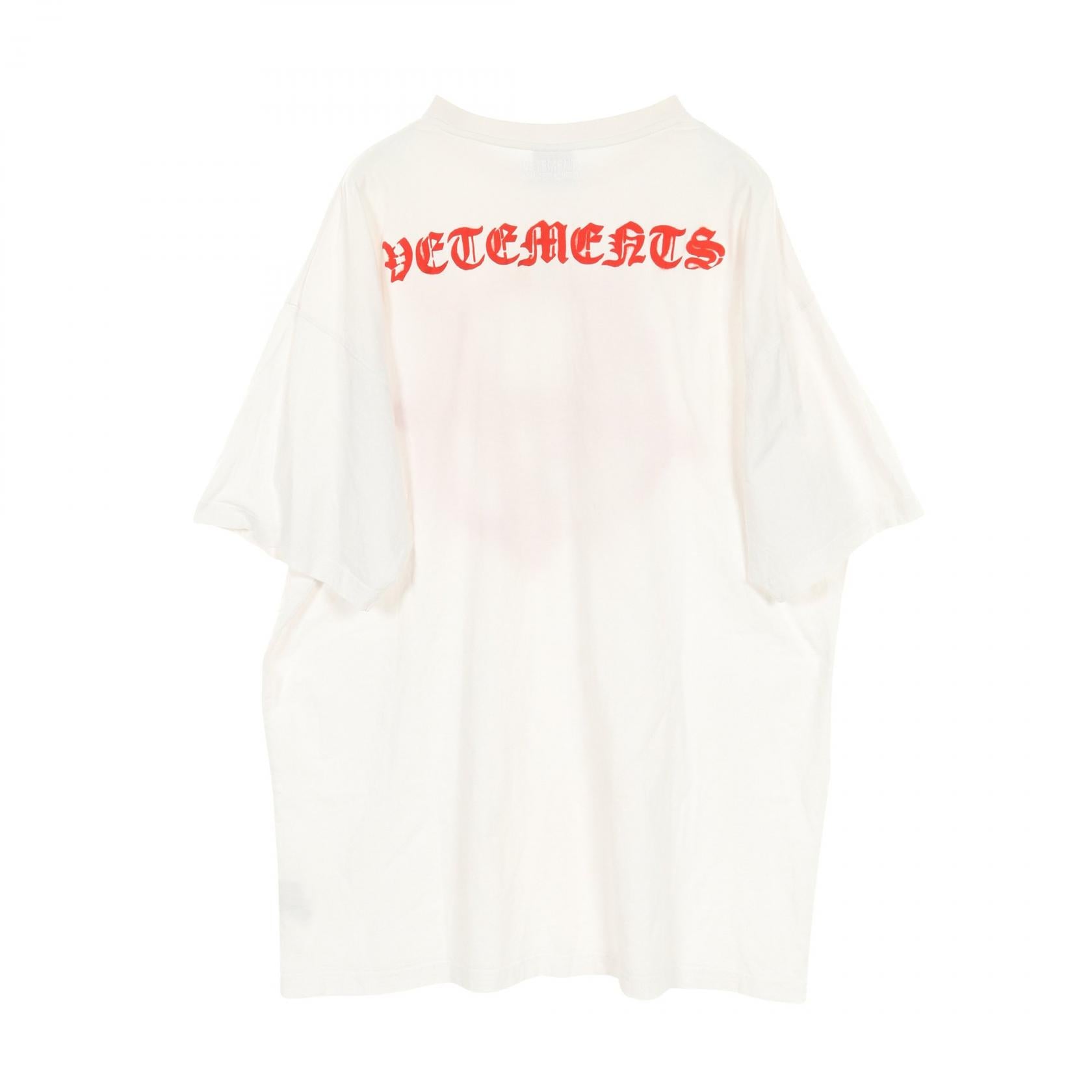 VETEMENTS Anarchy Gothic Logo Cotton T-Shirt