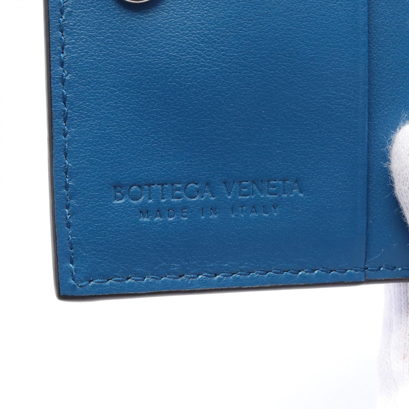 Bottega Veneta Leather Intrecciato Wallet