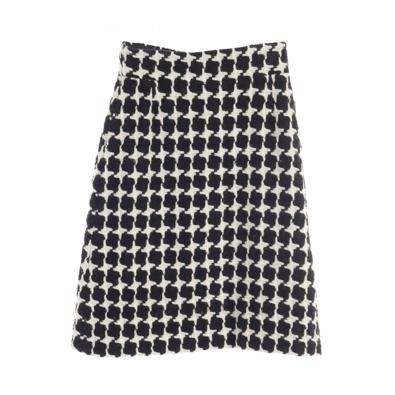 Chanel Wool Nylon Skirt Black/White