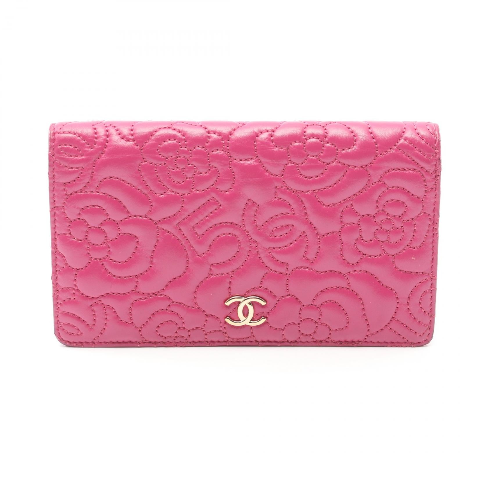 Chanel Camellia Bifold Wallet Pink Lambskin