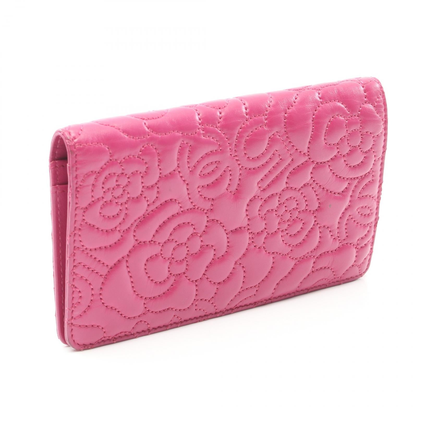 Chanel Camellia Bifold Wallet Pink Lambskin