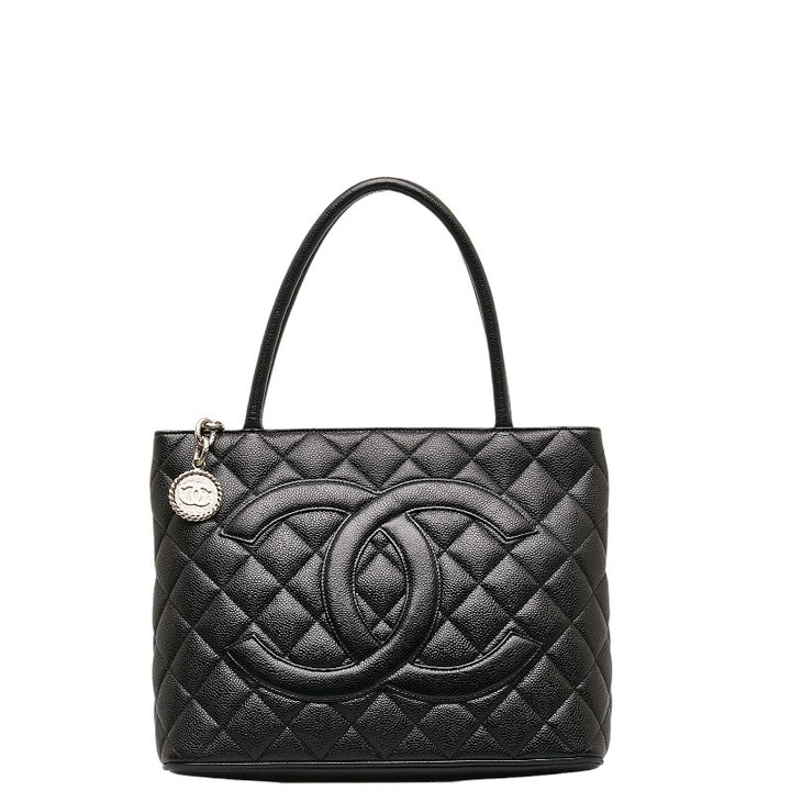 Chanel CC Caviar Medallion Tote  Leather Tote Bag in Good condition