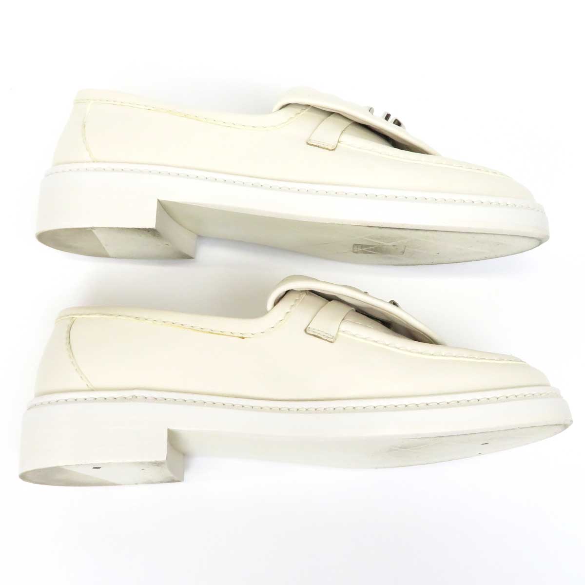 Chanel Ivory Loafers G36646