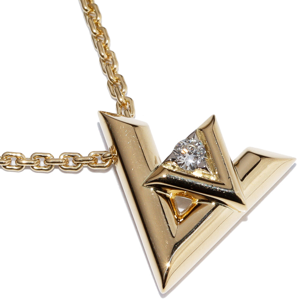 Louis Vuitton K18YG Diamond Pendant Necklace Q93808 in Great Condition