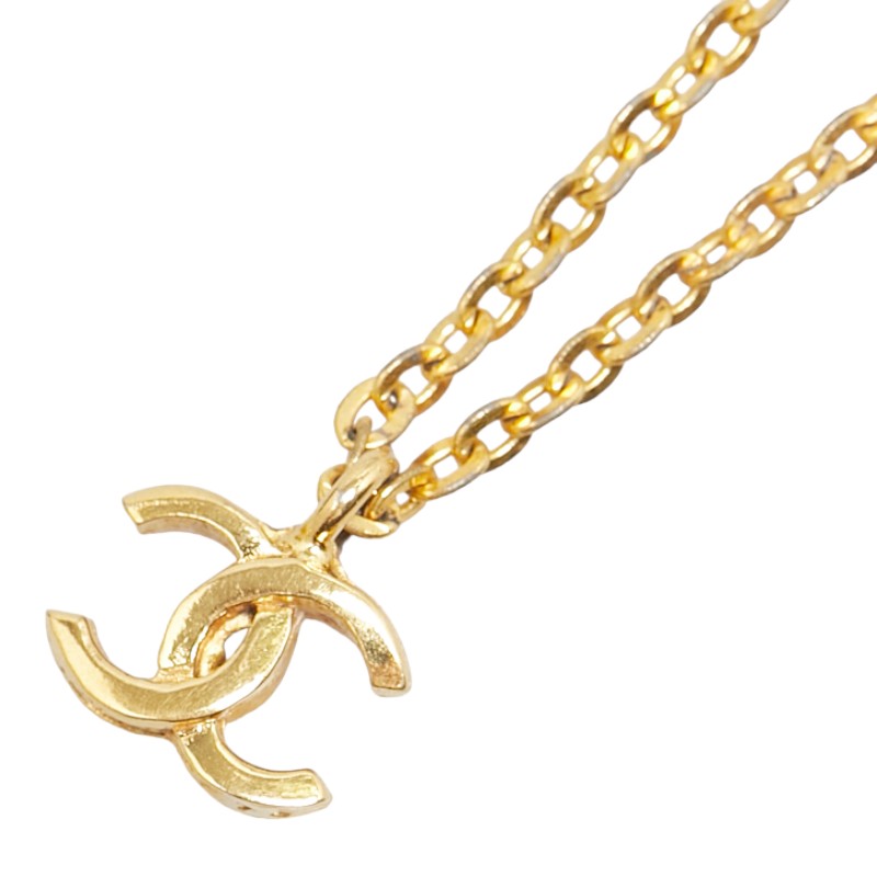 Chanel CC Chain necklace  Metal Necklace in Good condition