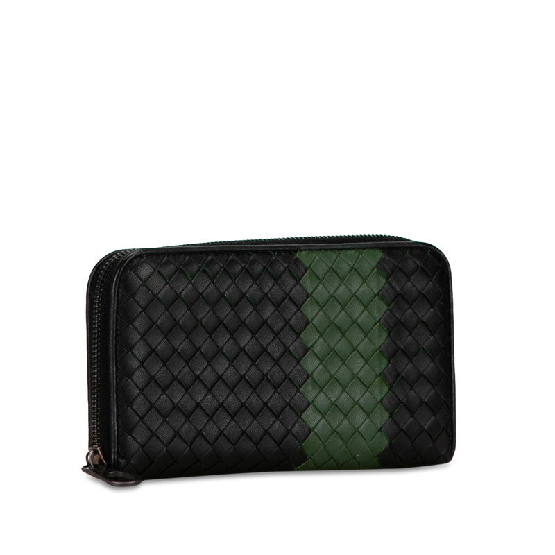 Bottega Veneta Intrecciato Leather Zip-Around Wallet in Very Good Condition