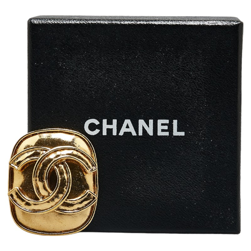 Chanel Vintage Coco Mark Brooch Gold Plated in Very Good Condition