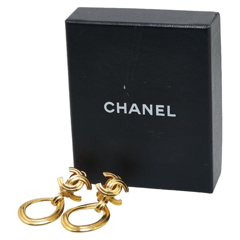 Chanel Coco Mark Swing Teardrop Motif Clip-on Earrings Gold Plated in Very Good Condition