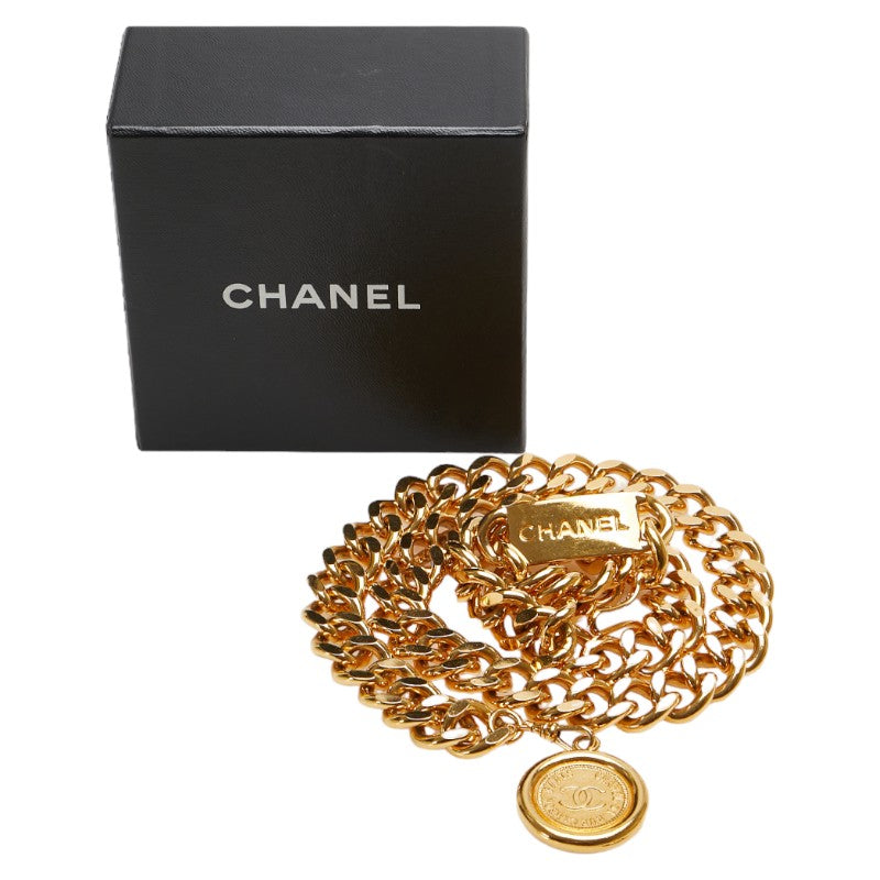 Chanel Vintage Coco Mark Medallion Logo Plate Chain Belt Gold Plated in Very Good Condition