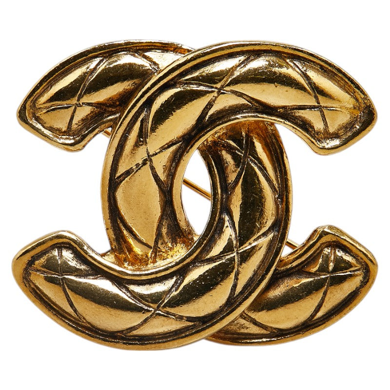 Chanel Coco Mark Matelasse Brooch Gold Plated in Very Good Condition