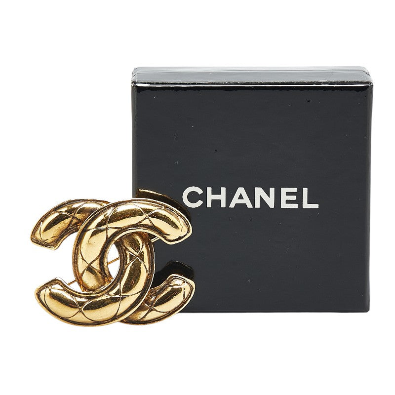 Chanel Coco Mark Matelasse Brooch Gold