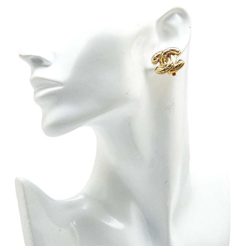 Chanel Coco Mark Matelasse Earrings Gold