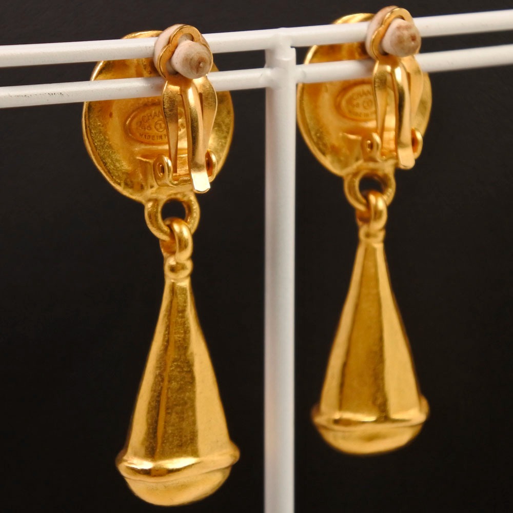 Chanel Gold Plated Earrings 96P