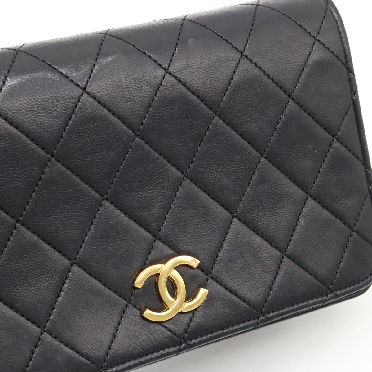 Chanel Matelasse Coco Mark Leather Shoulder Bag A03571 in Very Good Condition