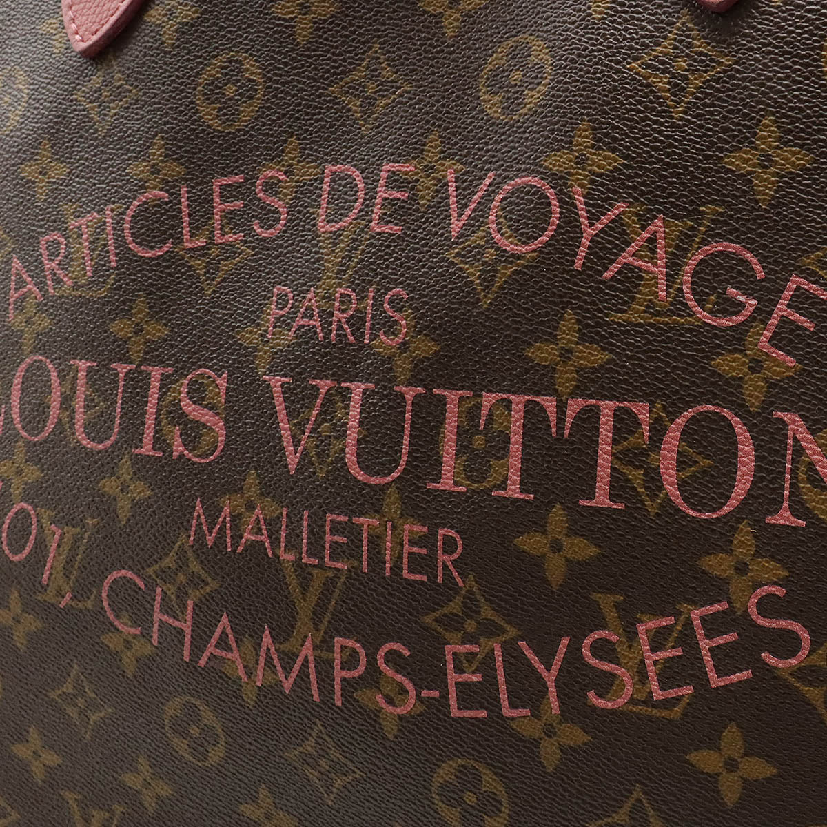 Louis Vuitton Monogram Neverfull GM Tote Bag in Very Good Condition