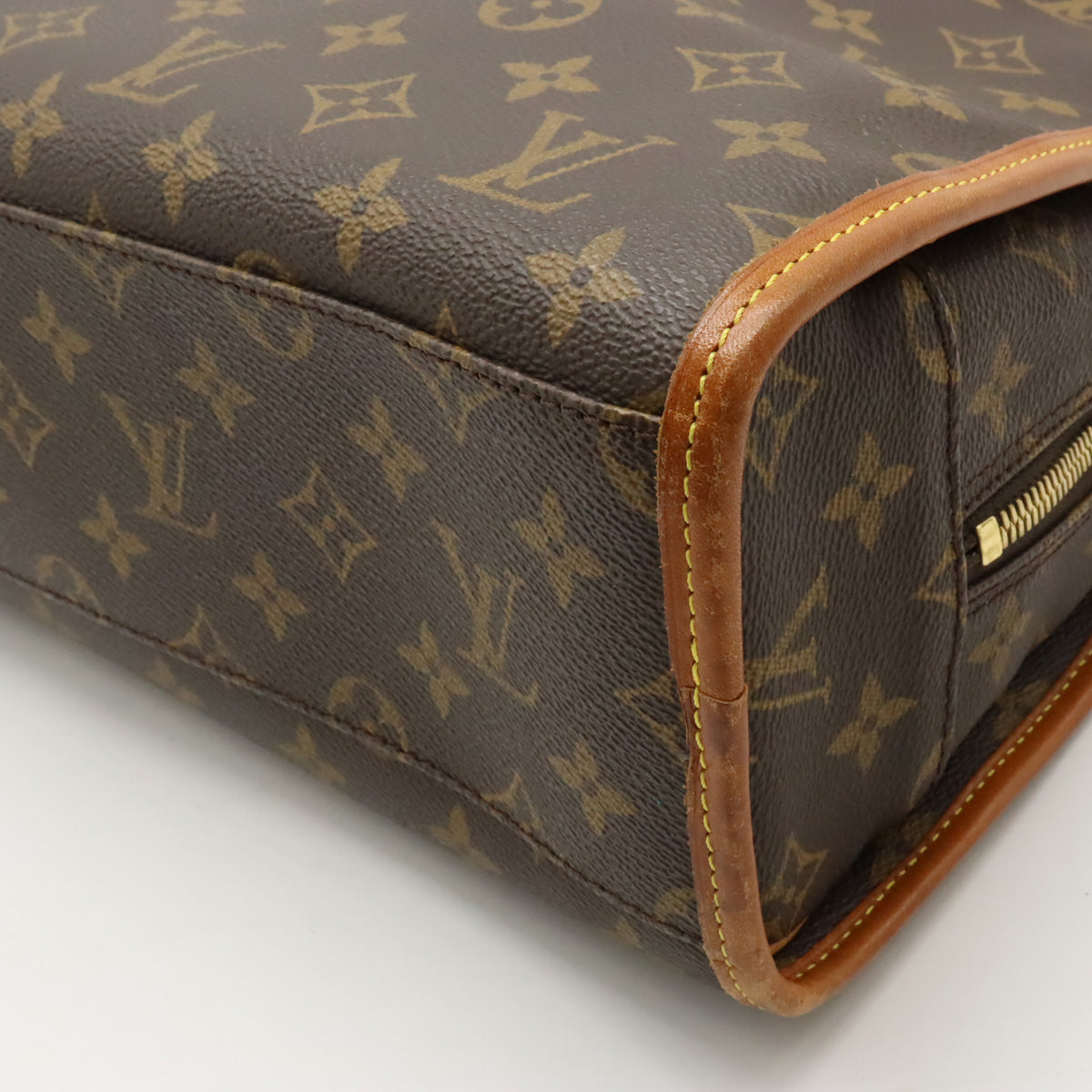 Louis Vuitton Monogram Rivoli Business Bag M53380