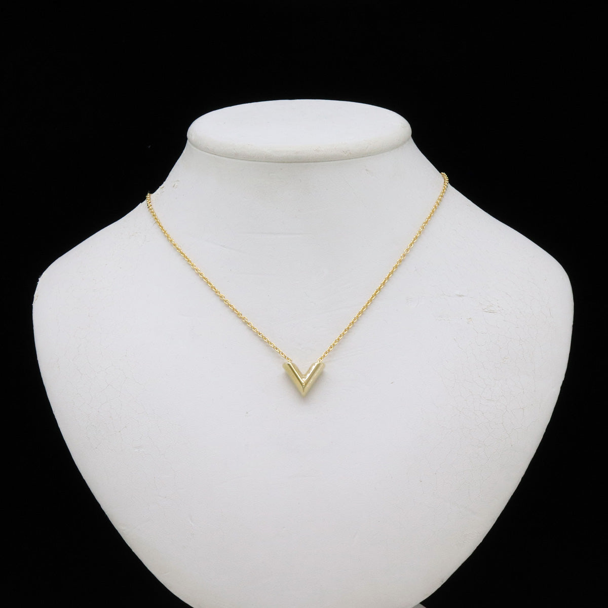 Louis Vuitton Essential V Pendant Necklace Gold M61083 in Pristine Condition