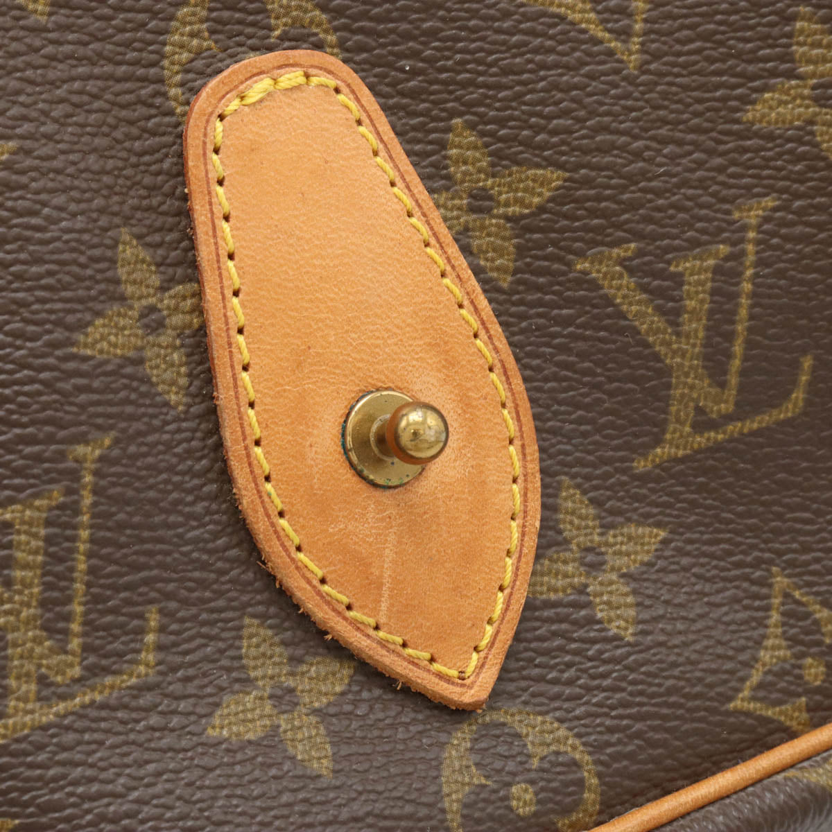 Louis Vuitton Monogram Gibeciere MM Shoulder Bag M42247