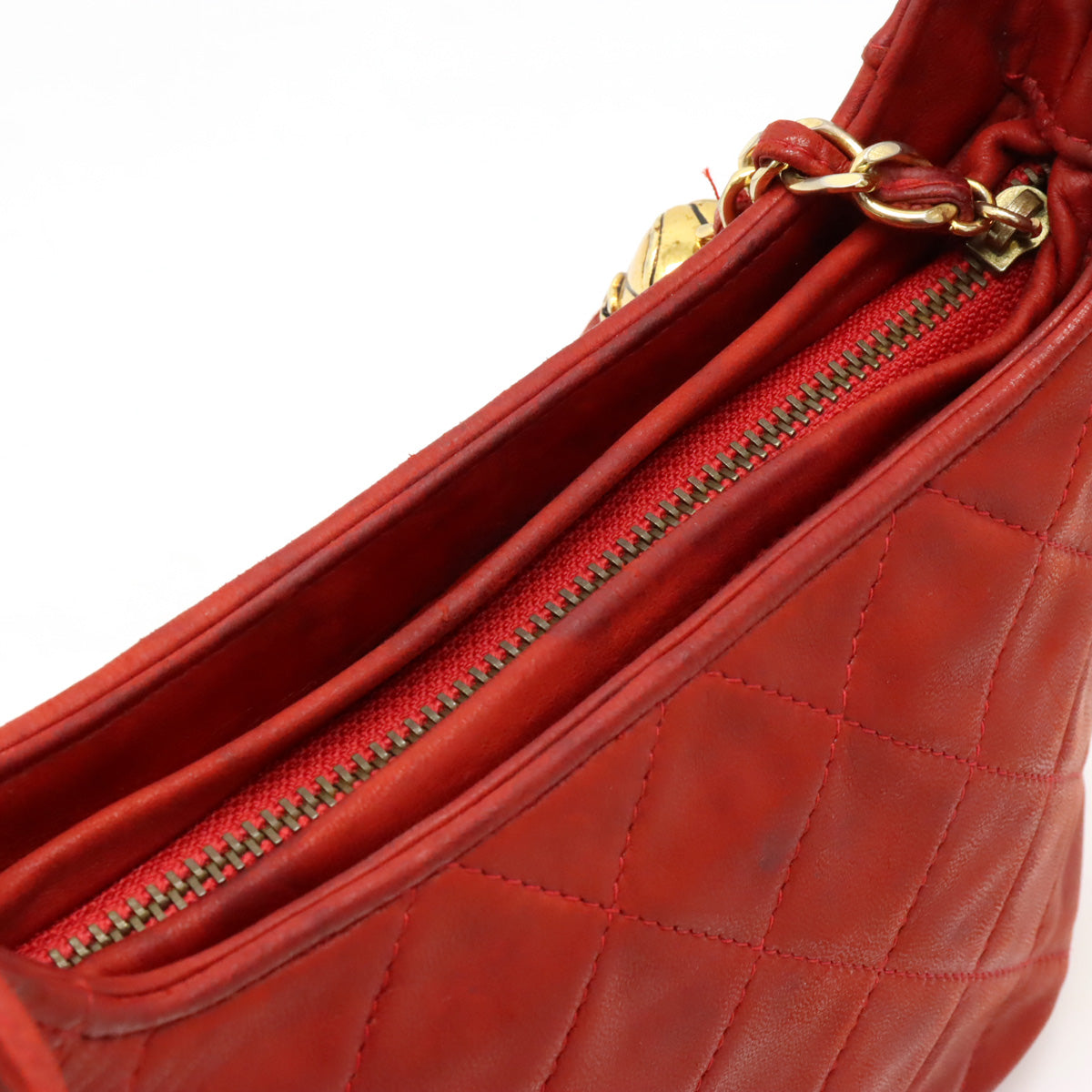 Chanel Matelasse Lambskin Shoulder Bag Red