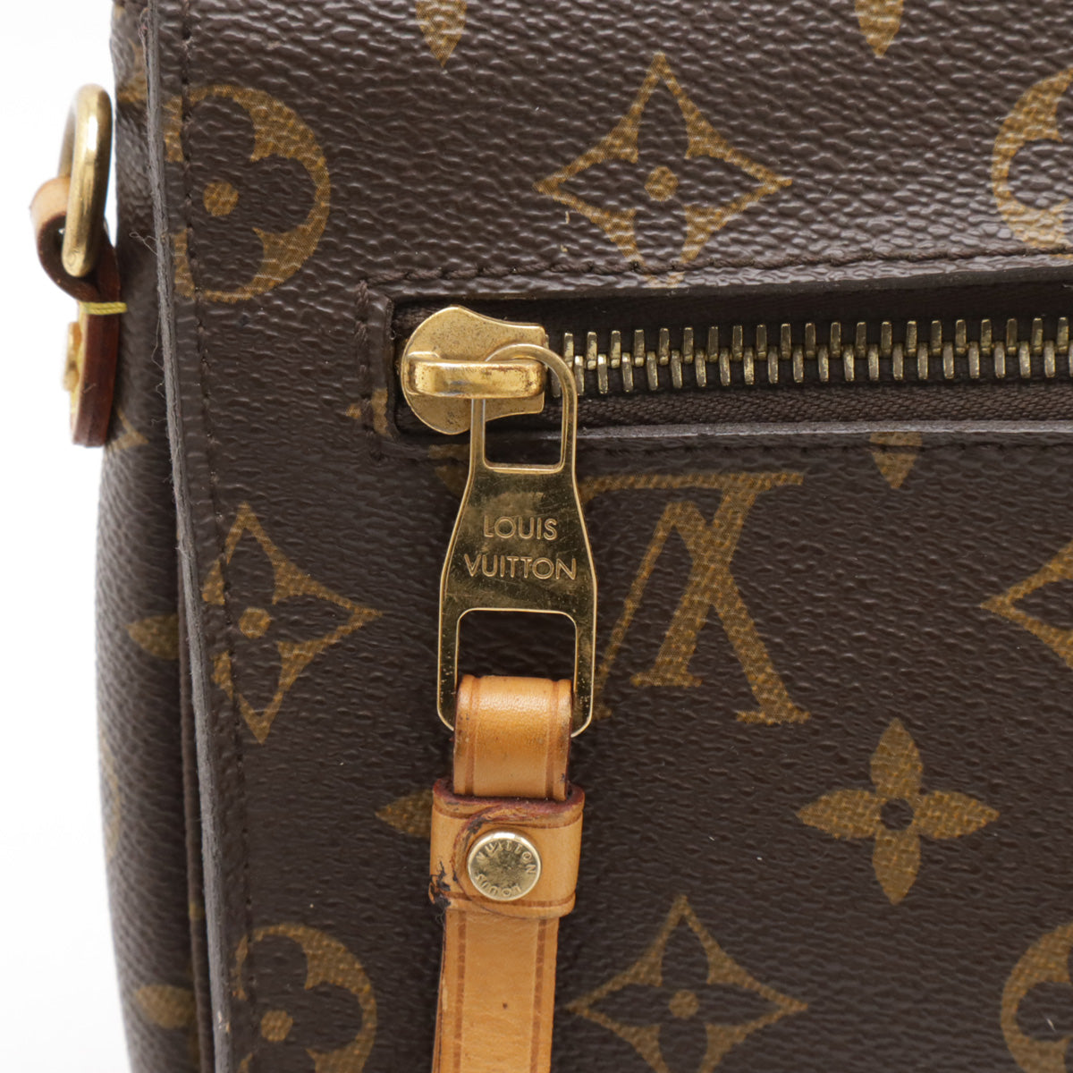 Louis Vuitton Monogram Pochette Metis Shoulder Bag M40780