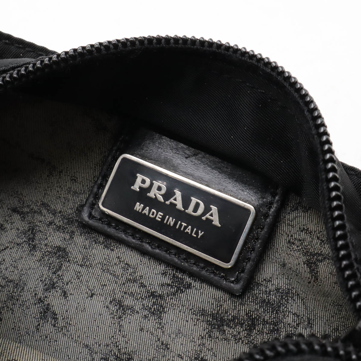 Prada Nylon/Leather VELA Shoulder Bag Pochette B7372 in Good Condition