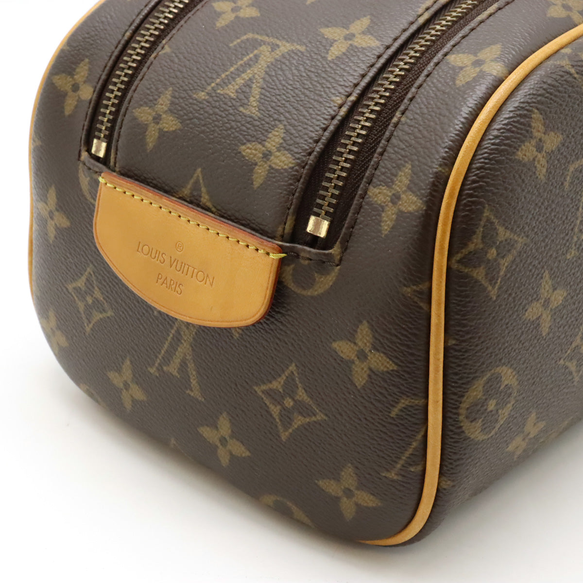 Louis Vuitton Monogram Toiletry Pouch King Size M47528 in Very Good Condition