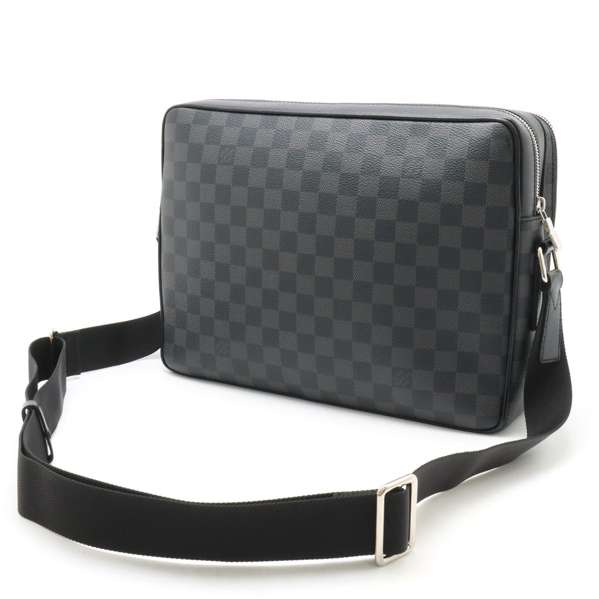 Louis Vuitton Damier Graphite Trocadero Messenger Bag N40088 in Very Good Condition