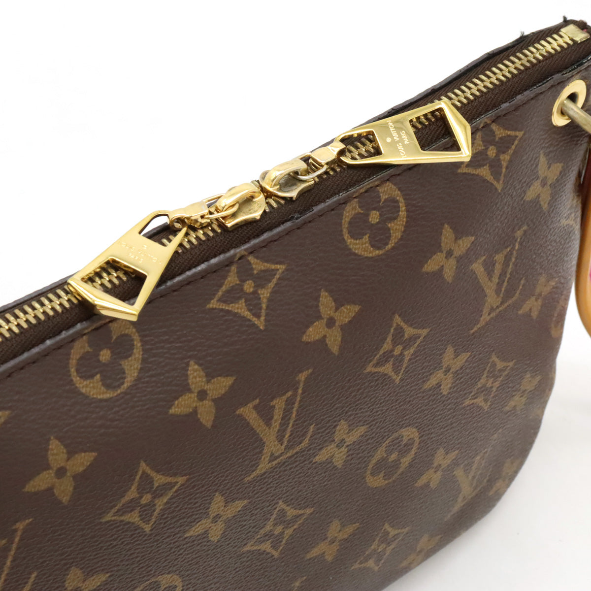 Louis Vuitton Monogram Loretta Shoulder Bag Pochette M44053 in Very Good Condition