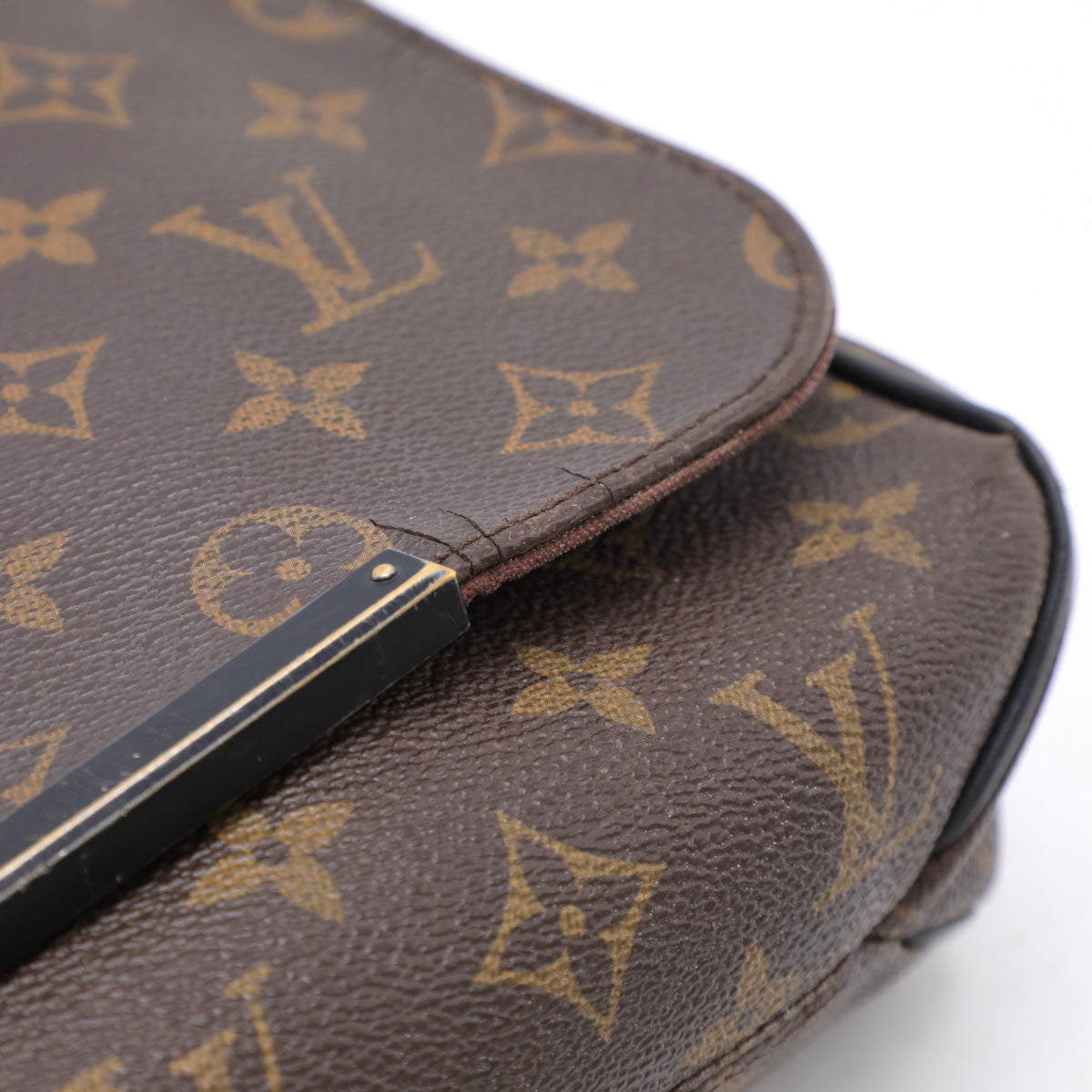 Louis Vuitton Monogram Macassar District PM Shoulder Bag M40935 in Good Condition