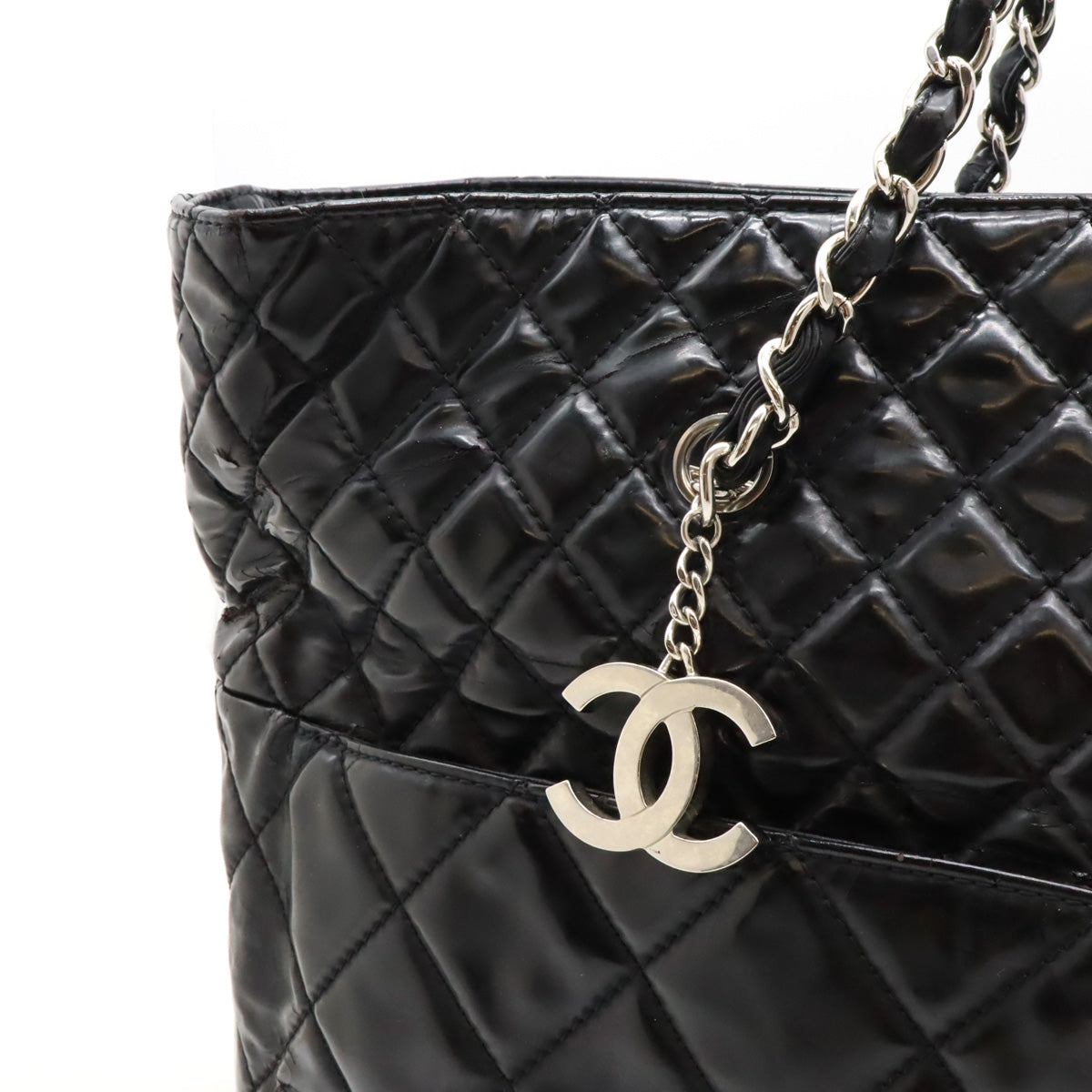 Chanel Patent Leather Matelasse Chain Tote Bag in Good Condition