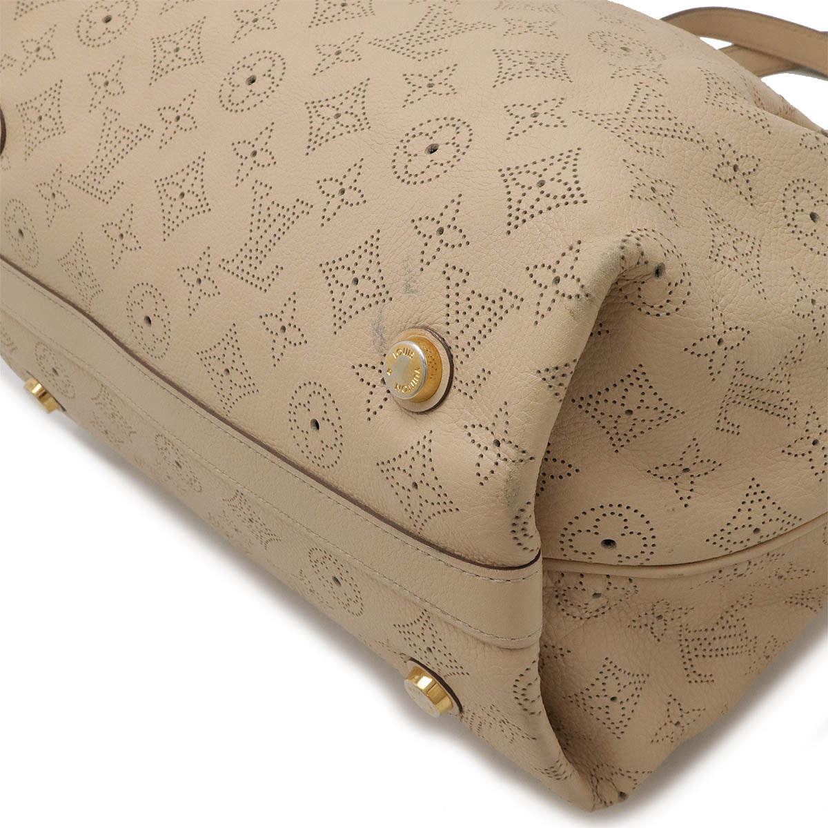 Louis Vuitton Mahina Monogram Handbag M93818