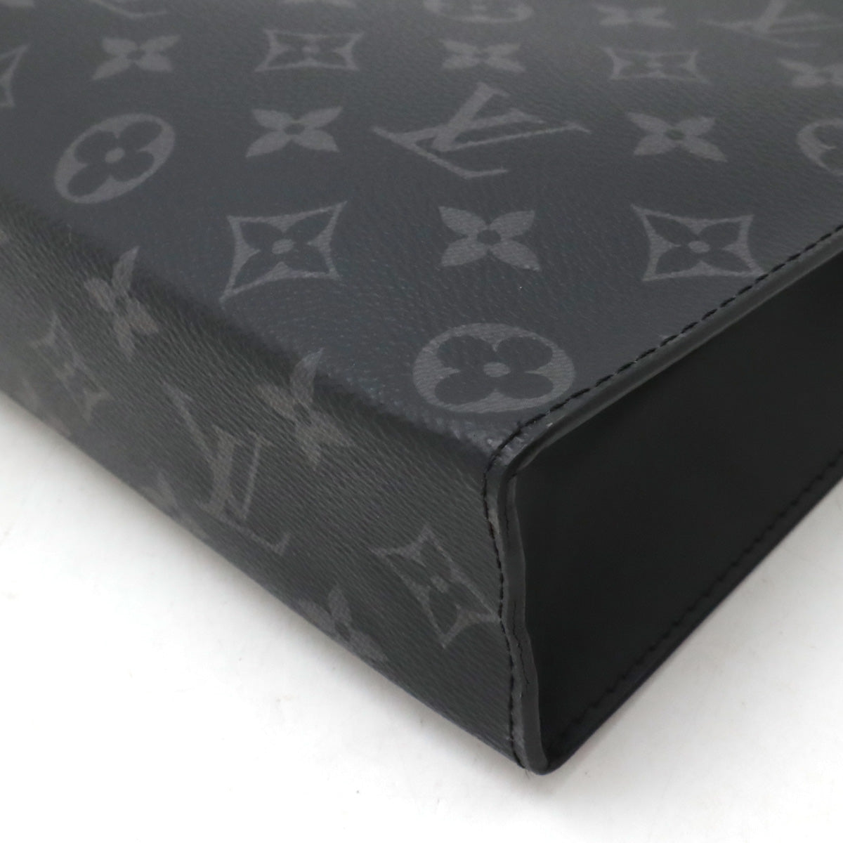 Louis Vuitton Monogram Eclipse Pochette Voyage MM Clutch M61692