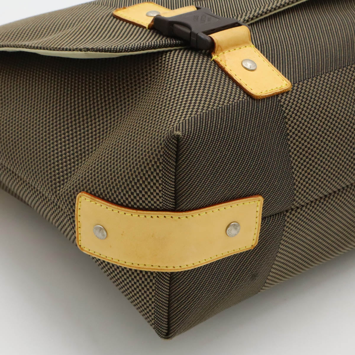 Louis Vuitton Damier Geant Canvas Shoulder Bag M93077 in Good Condition