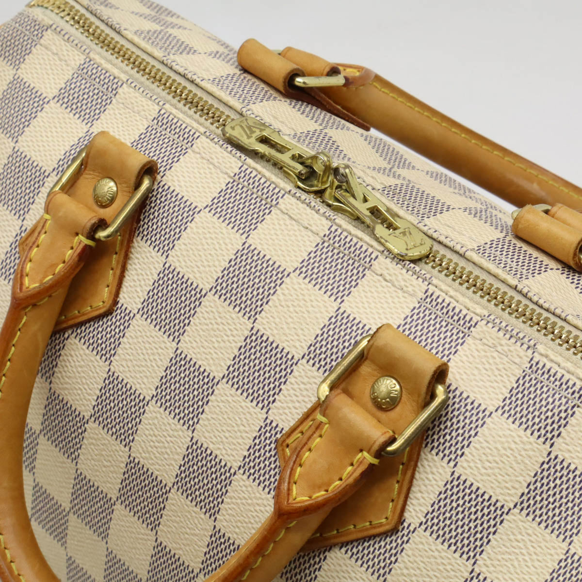 Louis Vuitton Damier Azur Speedy Bandouliere 25 Handbag in Good Condition