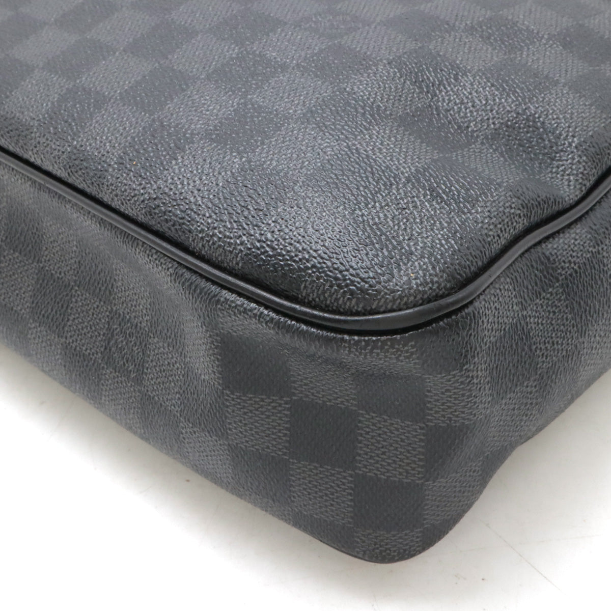 Louis Vuitton Damier Graphite Daniel MM Shoulder Bag N58029 in Good Condition