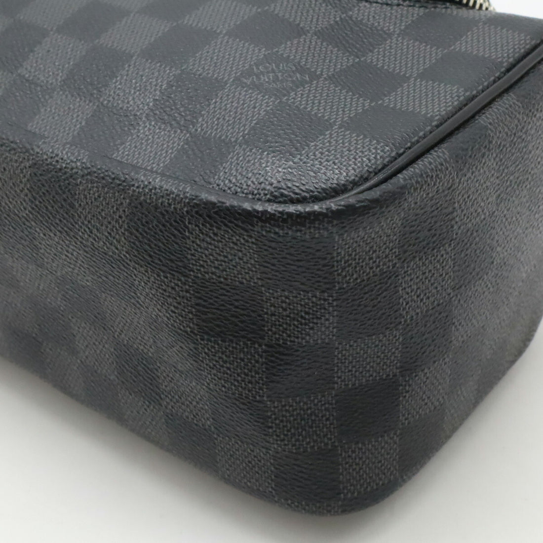 Louis Vuitton Damier Graphite Toiletry Pouch N47625