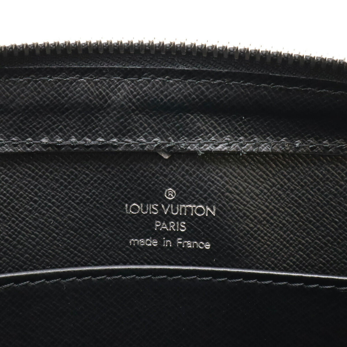 Louis Vuitton Taiga Baikal Clutch Bag Black