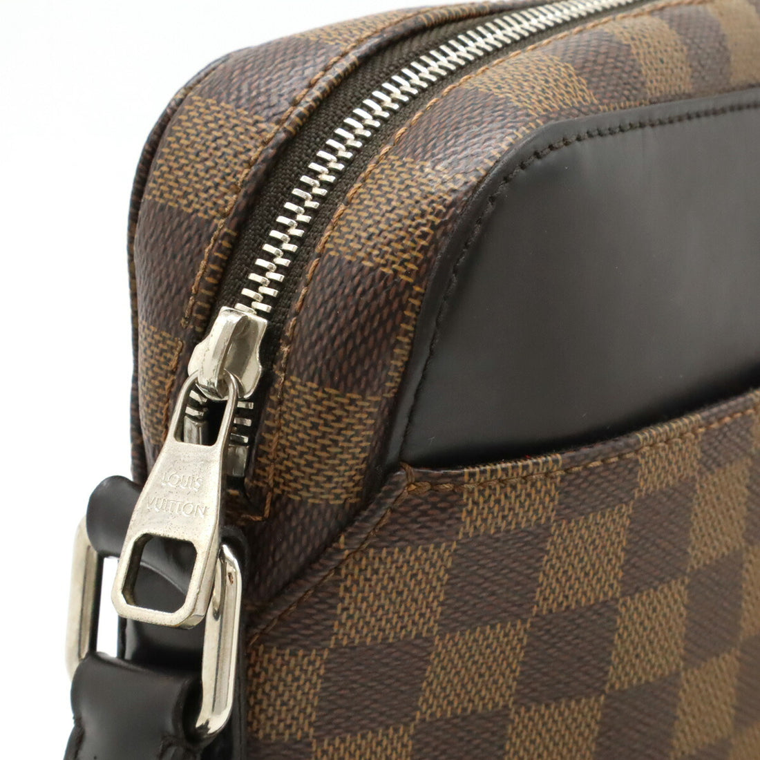 Louis Vuitton Damier Jake Messenger Bag N41568