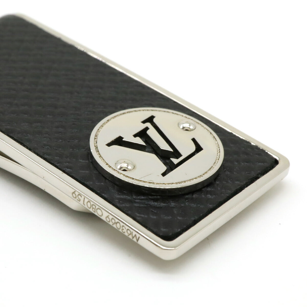 Louis Vuitton Taiga Leather Money Clip M63069