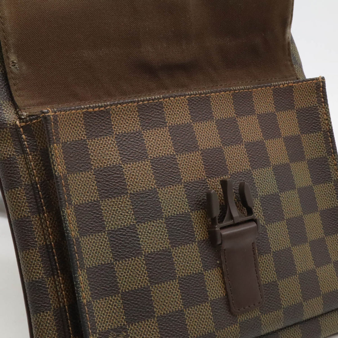 Louis Vuitton Damier Pochette Melville Shoulder Bag