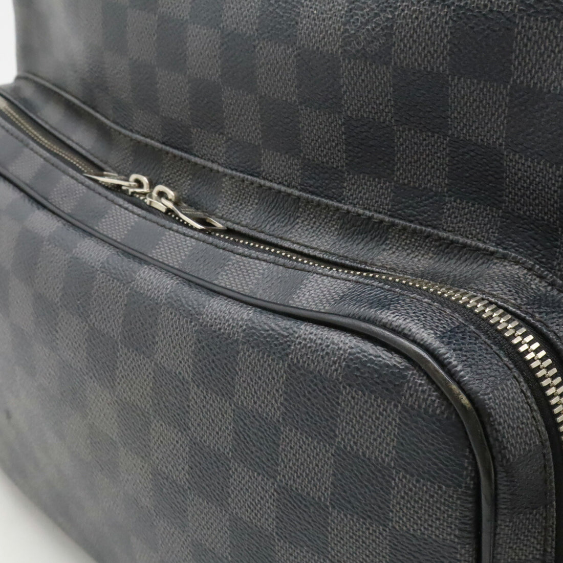 Louis Vuitton Damier Graphite Messenger Bag N45252