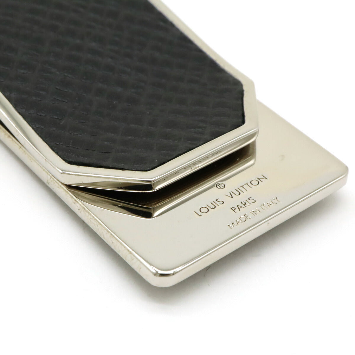 Louis Vuitton Taiga Leather Money Clip Black