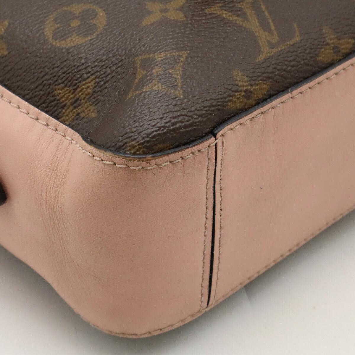 Louis Vuitton Monogram Saintonge Shoulder Bag M44442